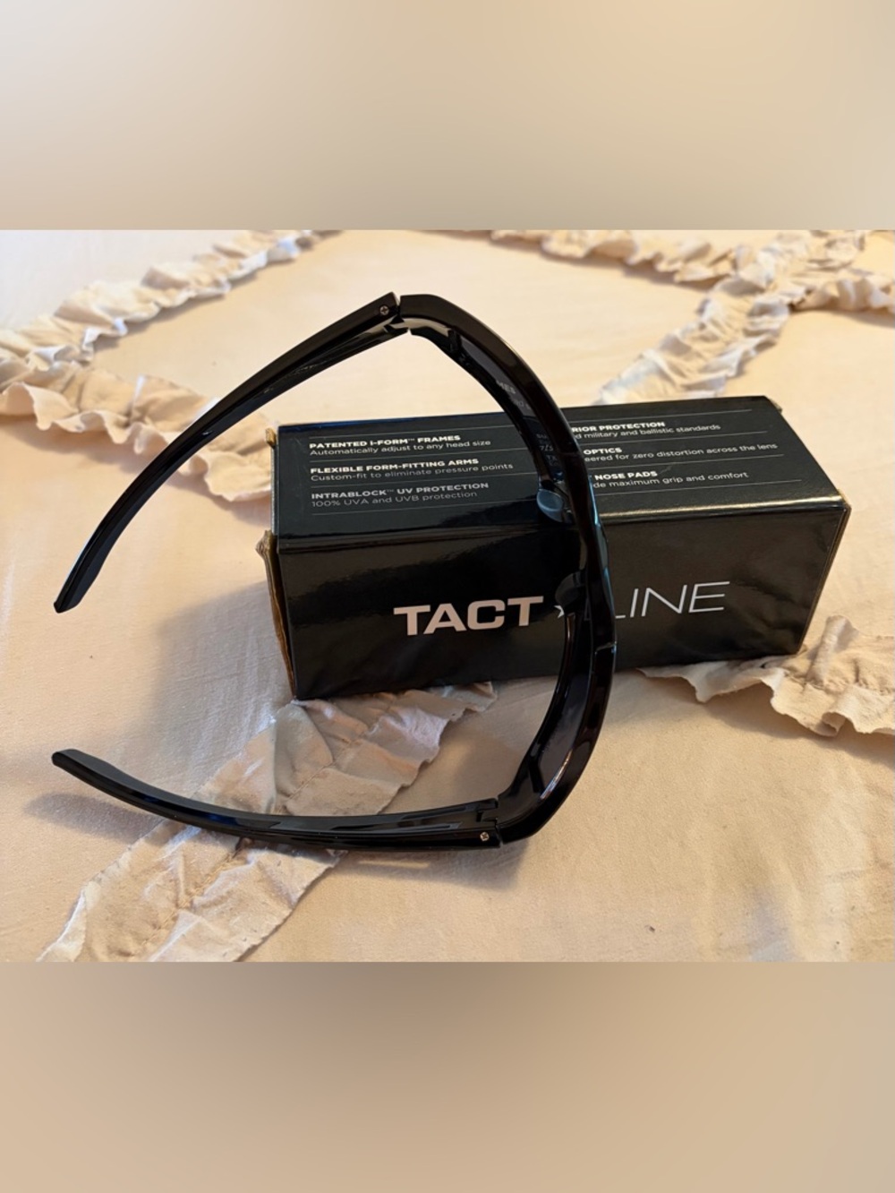 TACT Line NWT Men's Black Polarized Sunglasses - Picture 2 of 5